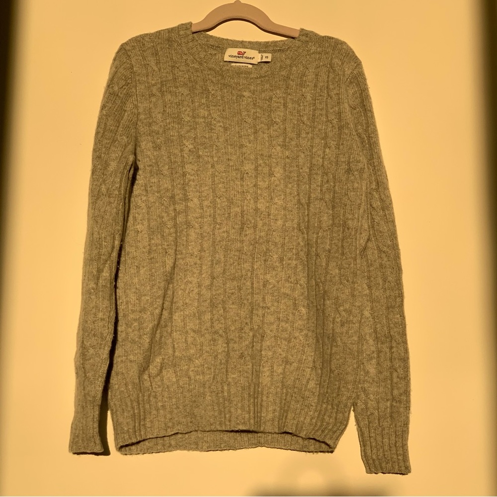 Vineyard Vines Cashmere cable knit sweater